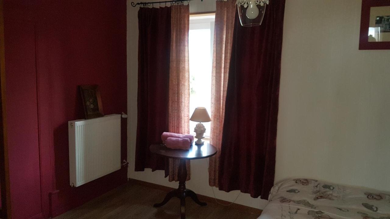 Bed and Breakfast Au Petit Bonheur Куржане Экстерьер фото